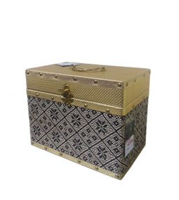 Cream & Gold Jewelry Box